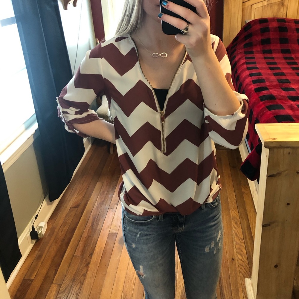 Chevron 3 quarter sleeve dress shirt